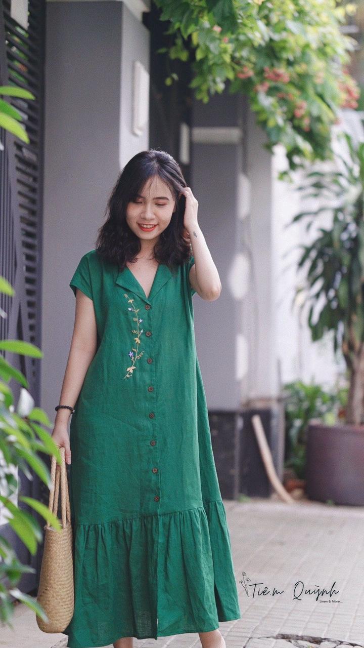 Emerald Ease Built-In Bra Shirt Maternity Dress